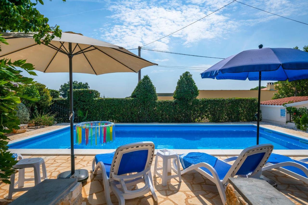 Villa Margerita With Private Pool, Yard And Parking Kaštelir Zewnętrze zdjęcie