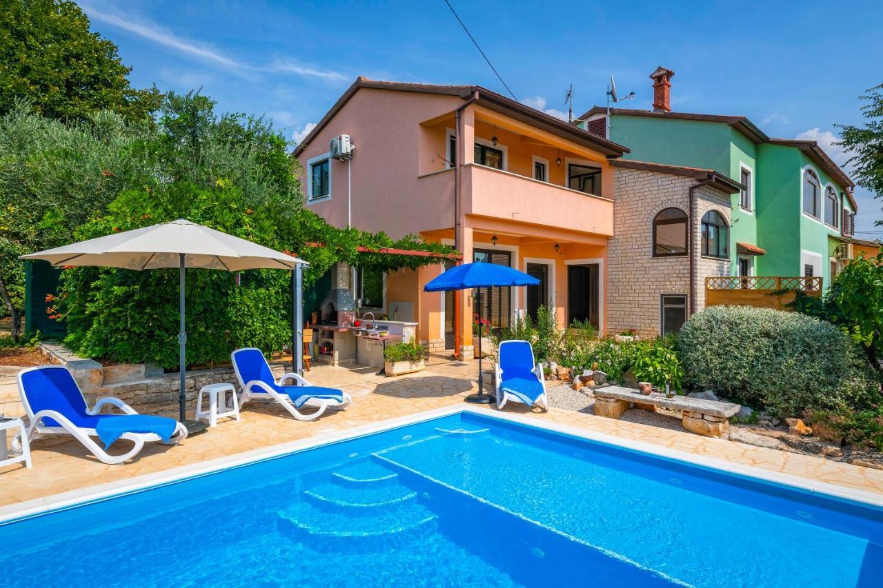 Villa Margerita With Private Pool, Yard And Parking Kaštelir Zewnętrze zdjęcie