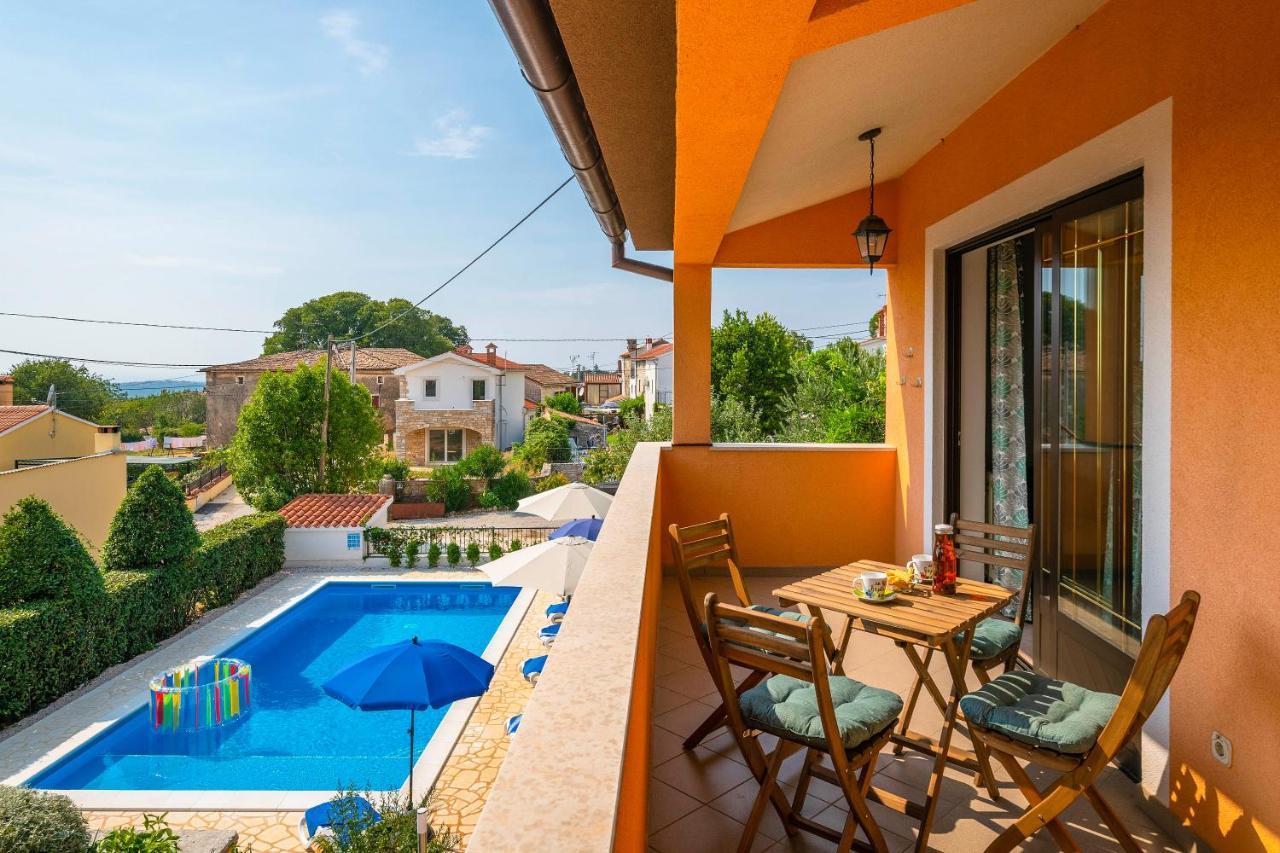 Villa Margerita With Private Pool, Yard And Parking Kaštelir Zewnętrze zdjęcie