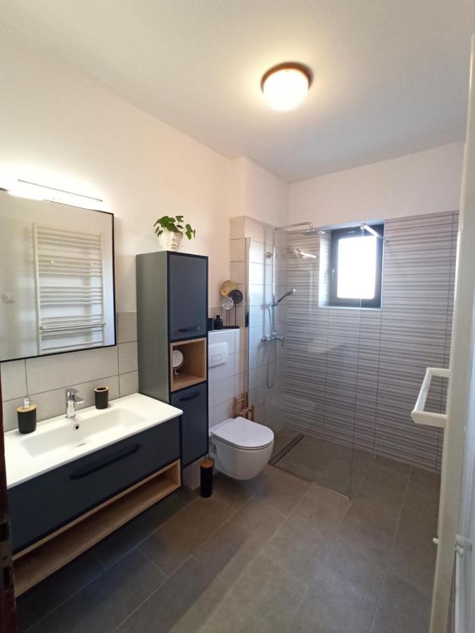 Villa Margerita With Private Pool, Yard And Parking Kaštelir Zewnętrze zdjęcie